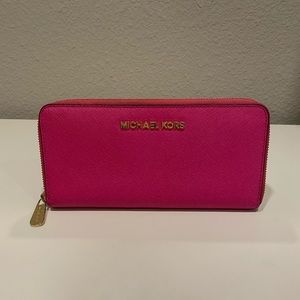 Pink Michael Kors Full Zip Wallet